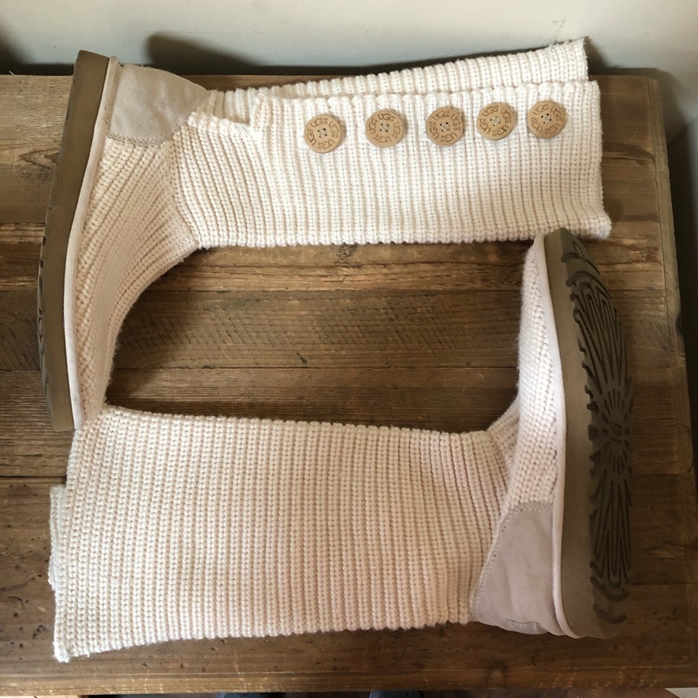 UGG Knit Boots   10